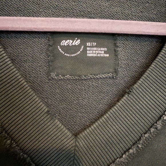 Aerie Deep Green V-Neck Top - Picture 3 of 6